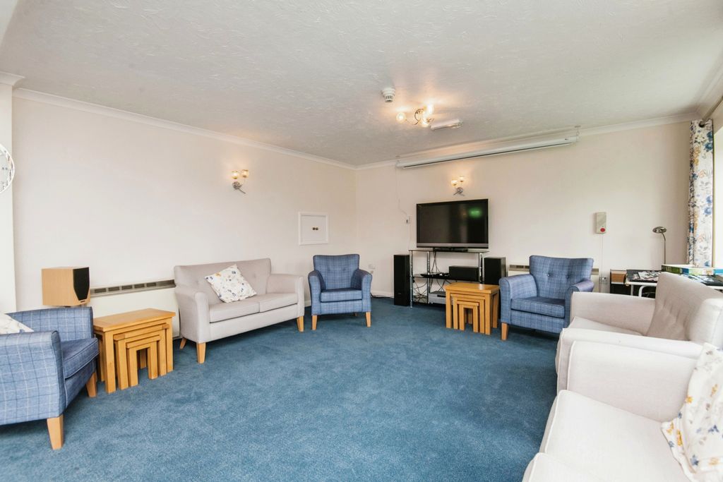 Additional image 10 of 2 bed flat for saleCloverdale Court, Lyme Regis DT7