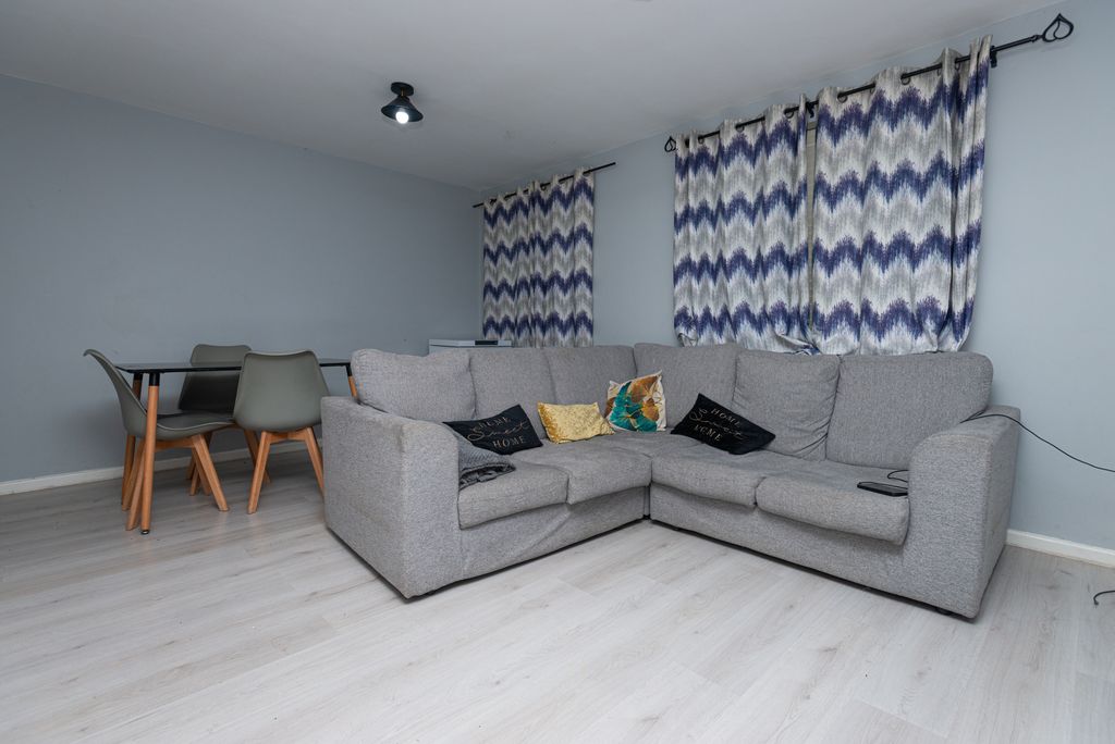 Additional image 2 of 1 bed flat for saleTerrace Road, Rotherham S62