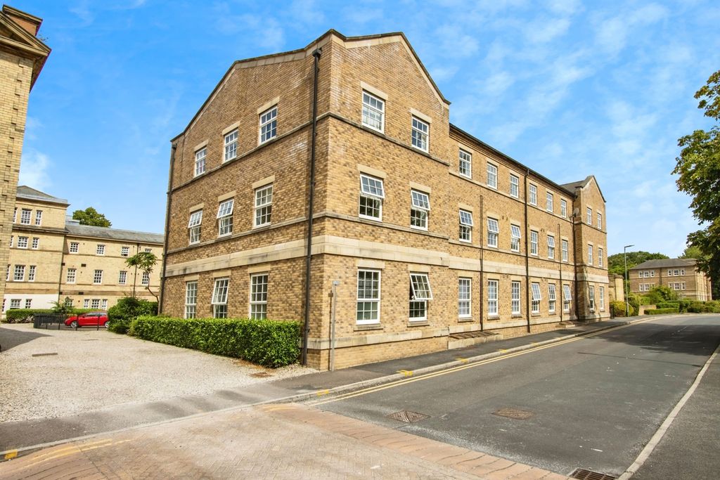 Additional image 4 of 2 bed flat for saleChaloner Grove, Wakefield, West Yorkshire WF1