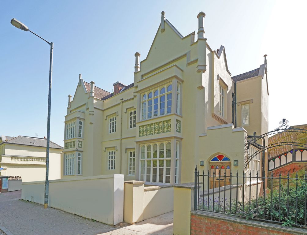 4 bed detached house for saleHolyrood House, Wells Road, Malvern Worcestershire WR14