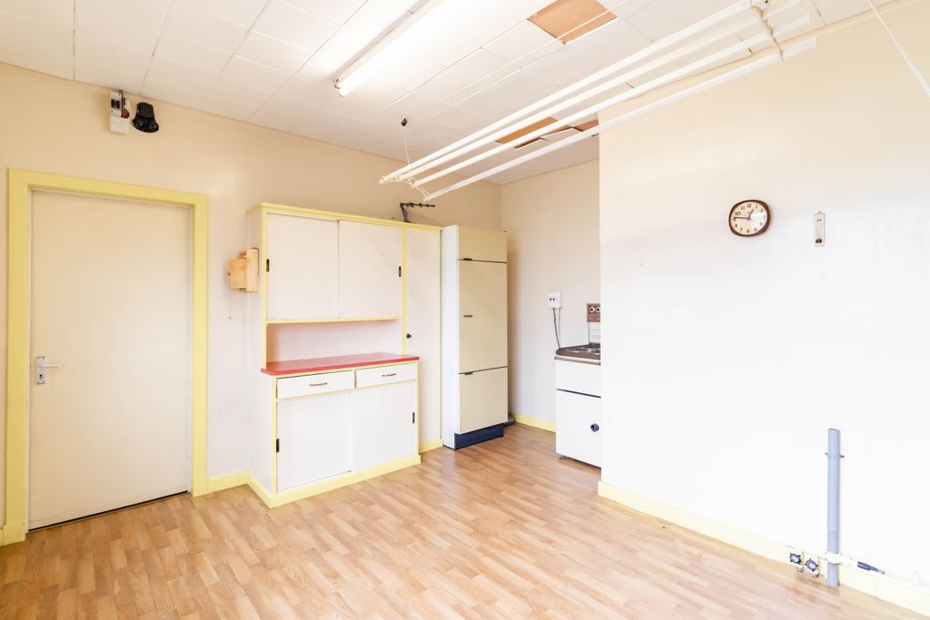 Additional image 10 of 2 bed semi-detached bungalow for saleWhinfield Road, Montrose DD10