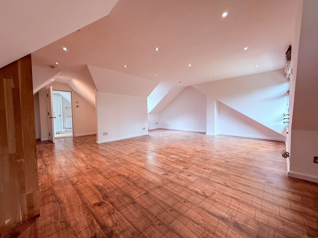 Additional image 11 of 5 bed detached house for saleHeath Drive, Potters Bar, Hertfordshire EN6