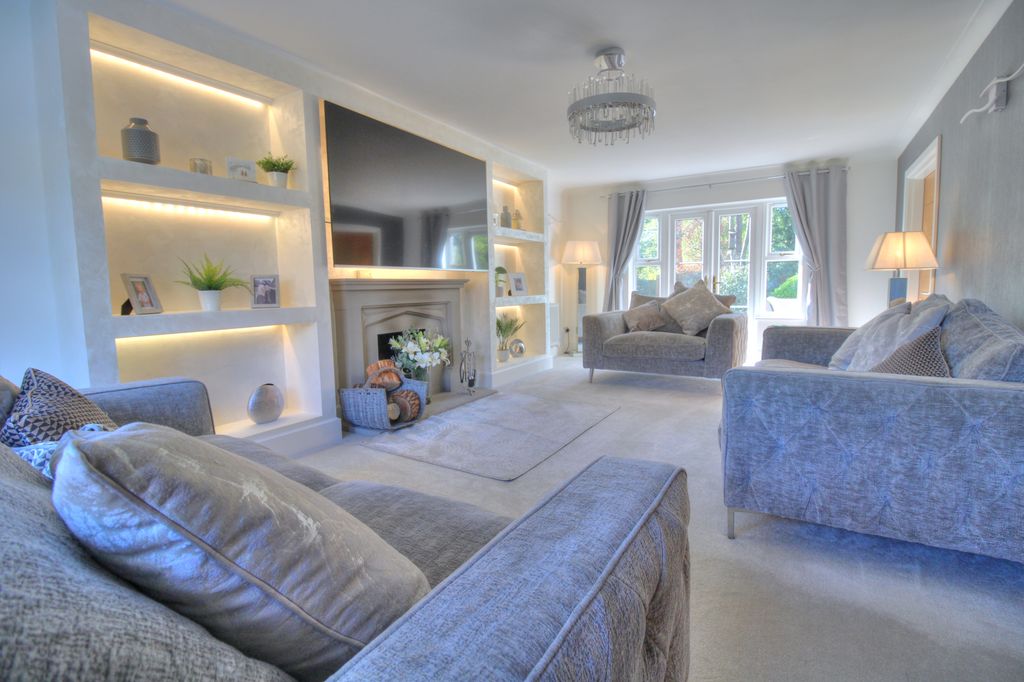 Additional image 2 of 4 bed detached house for saleStanding Stones, Northampton NN3