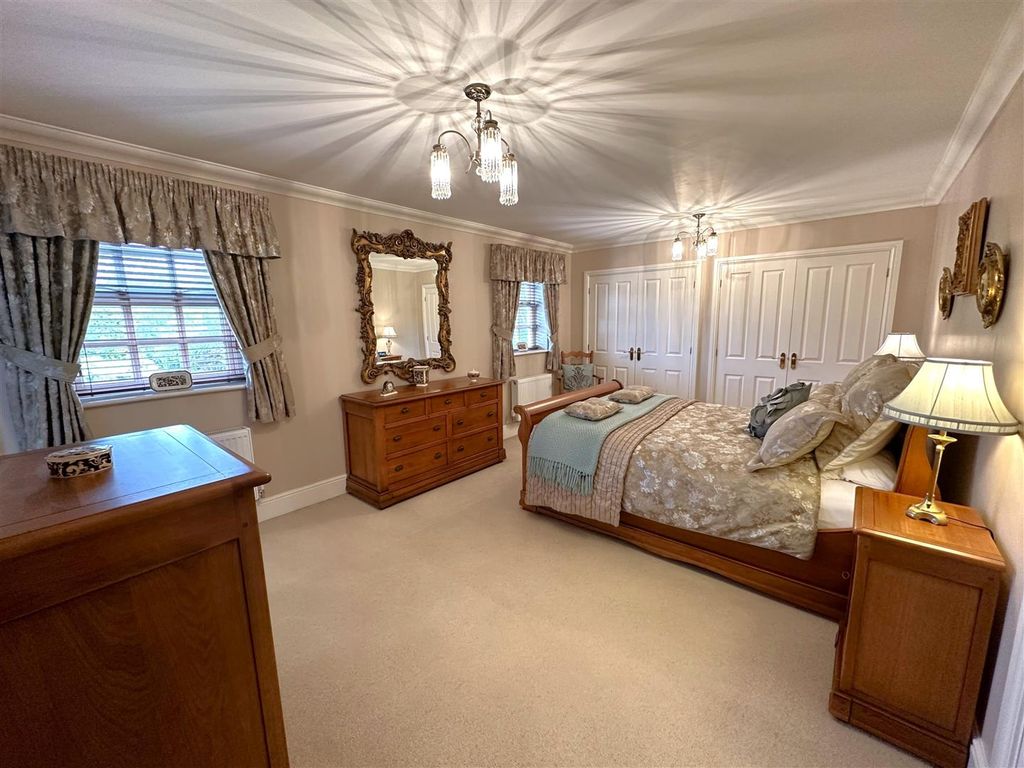 Additional image 16 of 4 bed detached house for saleOld Orchard, Farndon Road, Newark NG24