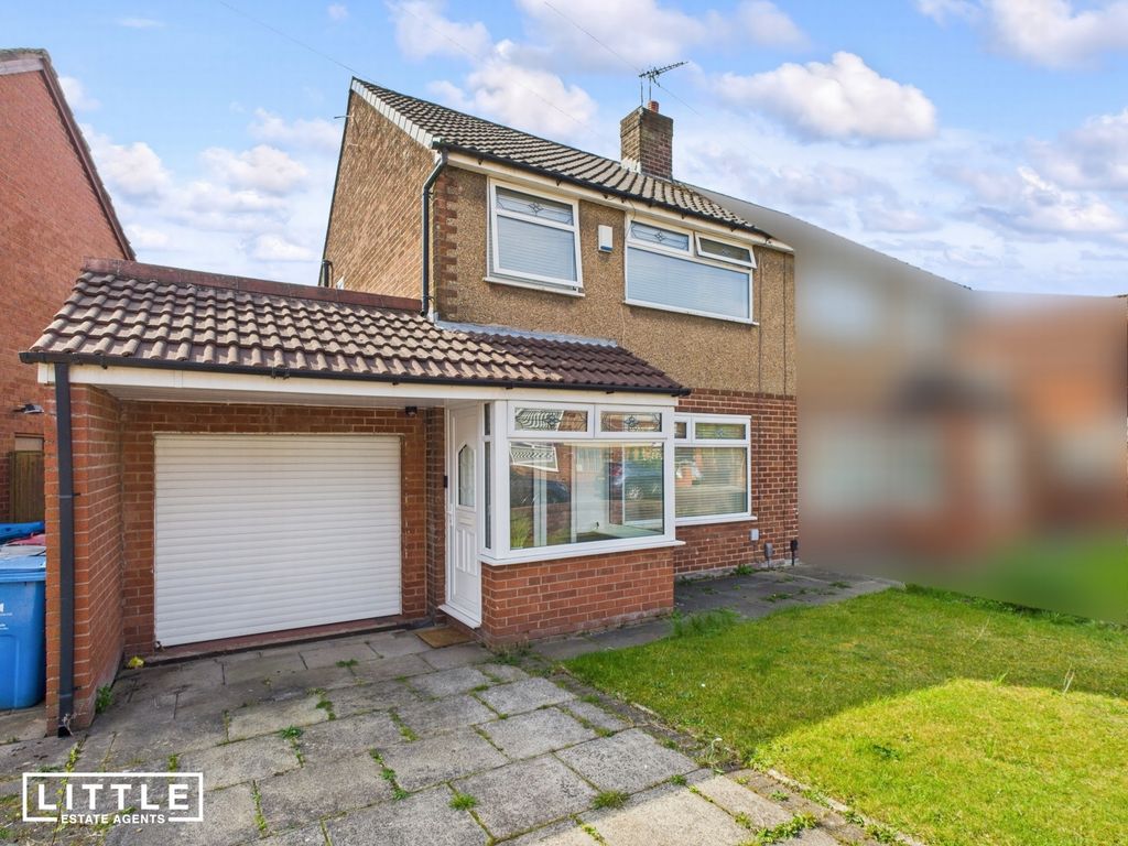 3 bed semi-detached house for saleGrays Avenue, Prescot L35