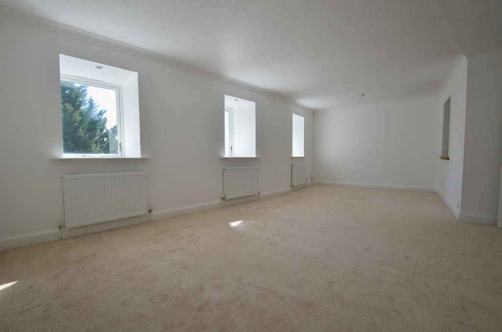 Additional image 11 of 2 bed flat for saleLower Street, Pulborough RH20
