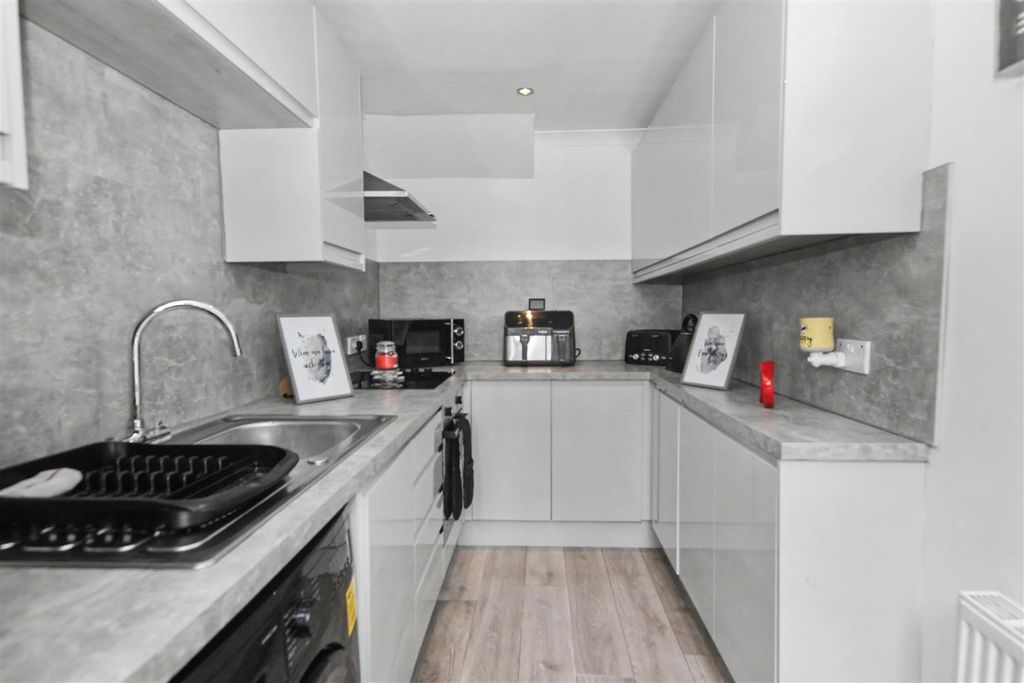 Additional image 4 of 2 bed terraced house for saleWhites Neuk, Lanark ML11