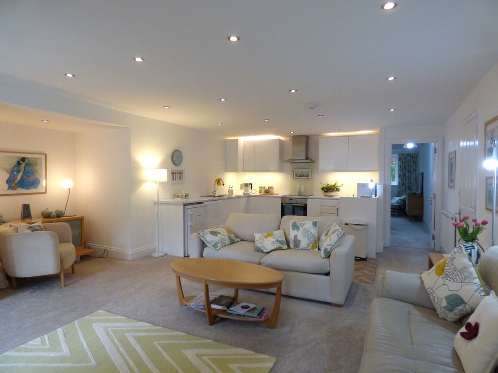 Additional image 3 of 2 bed flat for saleBellmere Gardens, Malvern, Worcestershire WR14