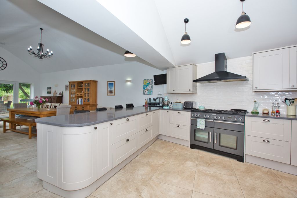 Additional image 7 of 5 bed detached house for saleWater Street, Martock TA12