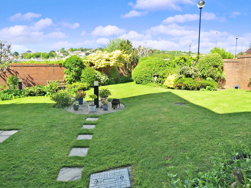 Additional image 11 of 2 bed flat for saleCloverdale Court, Lyme Regis DT7