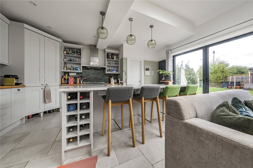 Additional image 5 of 5 bed semi-detached house for saleMatlock Way, New Malden KT3
