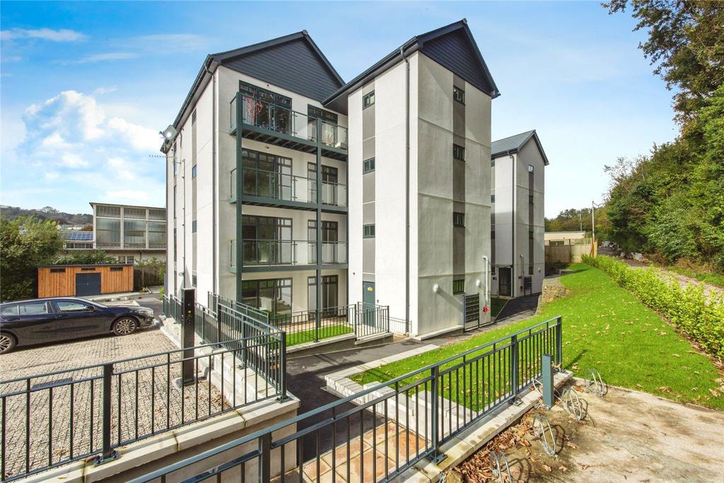 Additional image 11 of 1 bed flat for saleThe Yard, Lostwithiel, Cornwall PL22