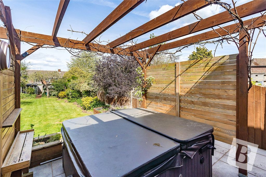 Additional image 10 of 5 bed semi-detached house for saleBrentwood Road, Ongar, Essex CM5