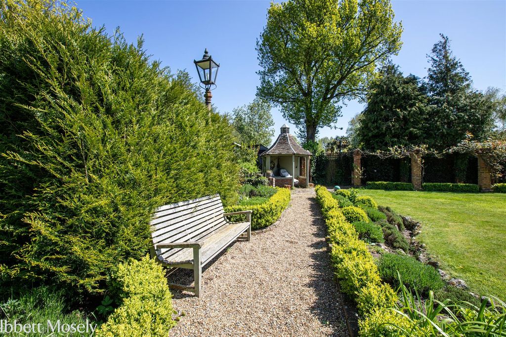 Additional image 19 of 4 bed detached house for saleCrockenhill Road, Orpington BR5