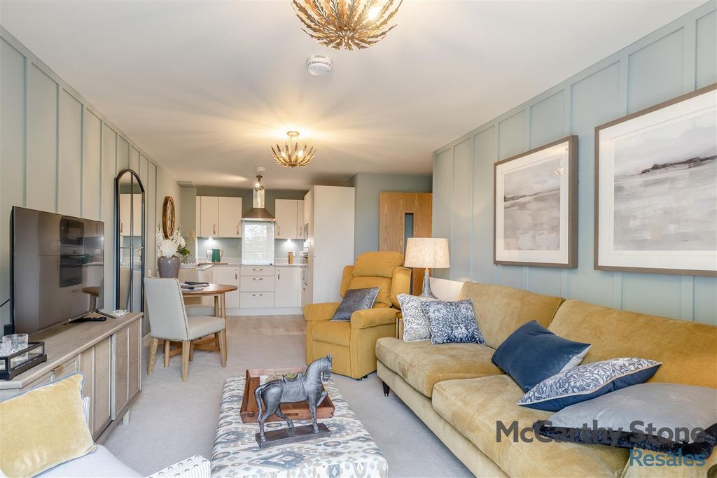 Additional image 3 of 2 bed flat for saleTeedon Lane, Olney MK46