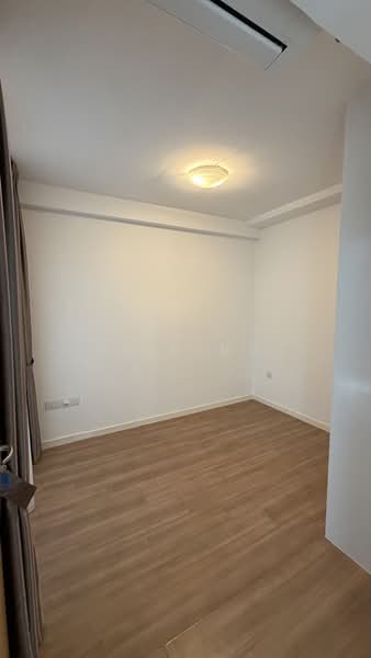 42 Lakeside Drive photo 5