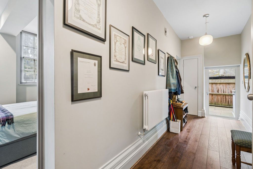 Additional image 5 of 2 bed flat for saleListon Road, Marlow SL7