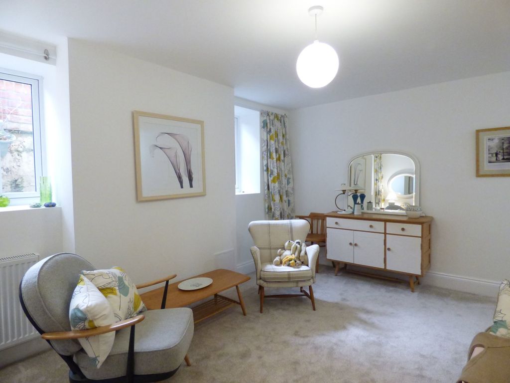 Additional image 7 of 2 bed flat for saleBellmere Gardens, Malvern, Worcestershire WR14