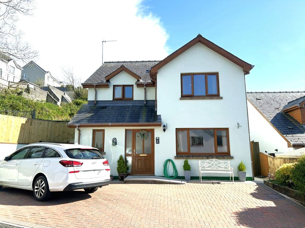 3 bed detached house for saleSycamore Woods, Pembroke Dock, Pembrokeshire SA72