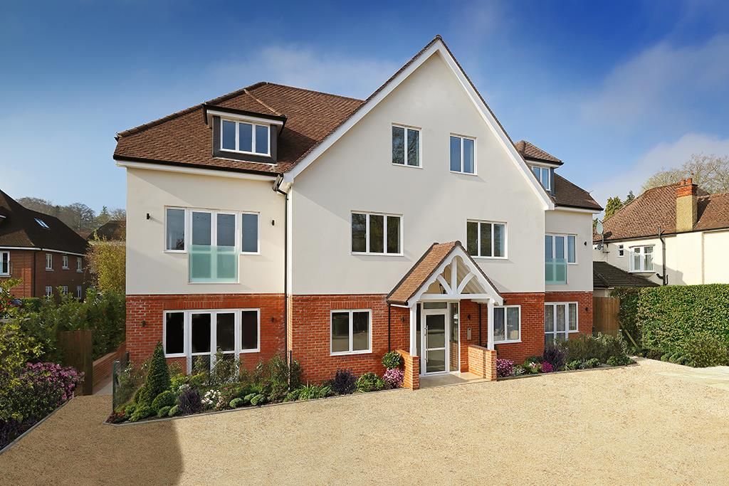 Additional image 3 of 2 bed flat for saleMclaren Court, Fetcham KT22