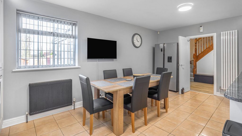 Additional image 8 of 5 bed detached house for saleLutterworth Road, Nuneaton CV11