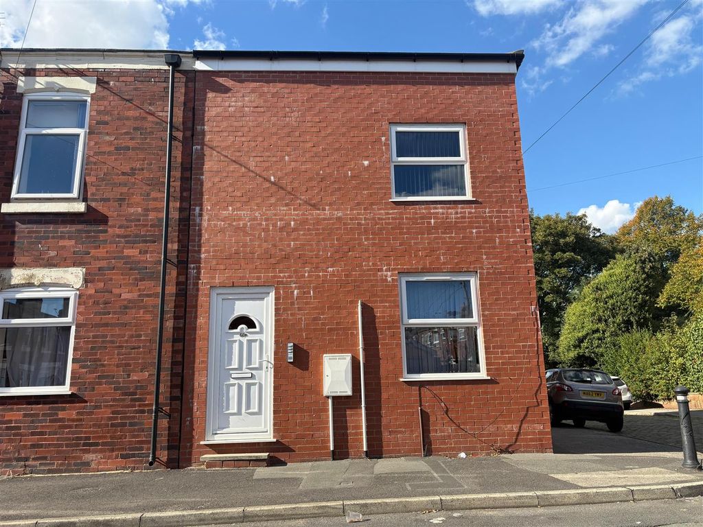 5 bed flat for saleJames Street, Preston PR1
