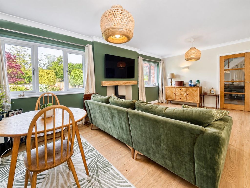 Additional image 16 of 5 bed detached house for saleElm Close, Newark NG24