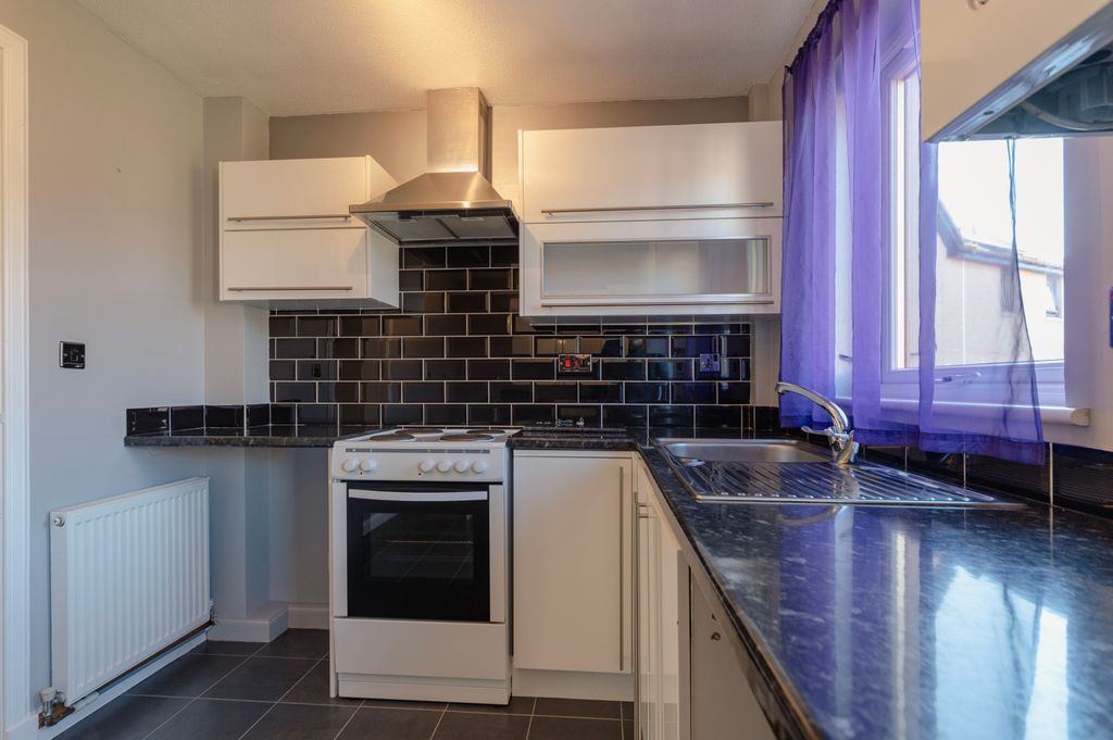 Additional image 5 of 2 bed terraced house for saleSmithfield Place, Lossiemouth IV31