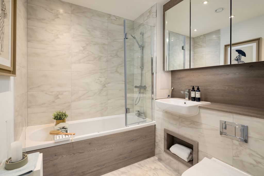 Additional image 6 of 2 bed flat for sale"Bradbury Apartments" at 245 Burlington Road, New Malden, London KT3