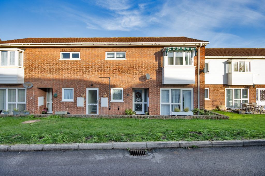 2 bed flat for saleCavendish Square, Bramblefield Estate, Longfield DA3