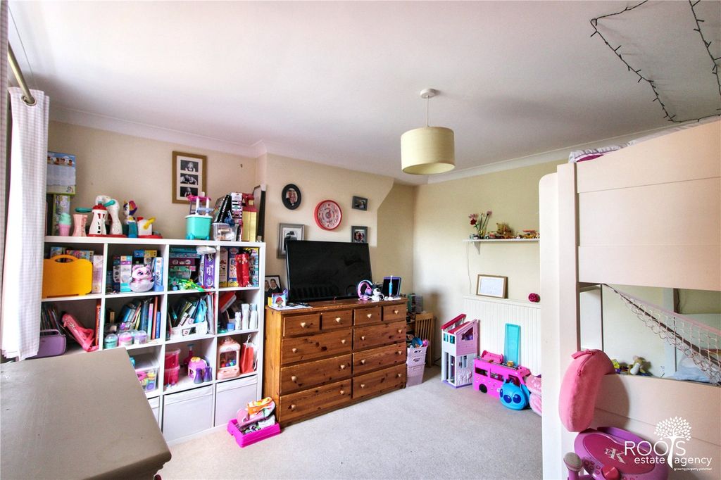 Additional image 13 of 5 bed semi-detached house for saleCraven Road, Newbury RG14