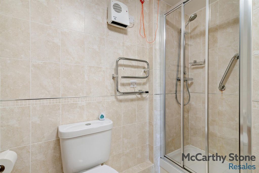 Additional image 8 of 2 bed flat for saleHollis Court, Castle Howard Road, Malton YO17