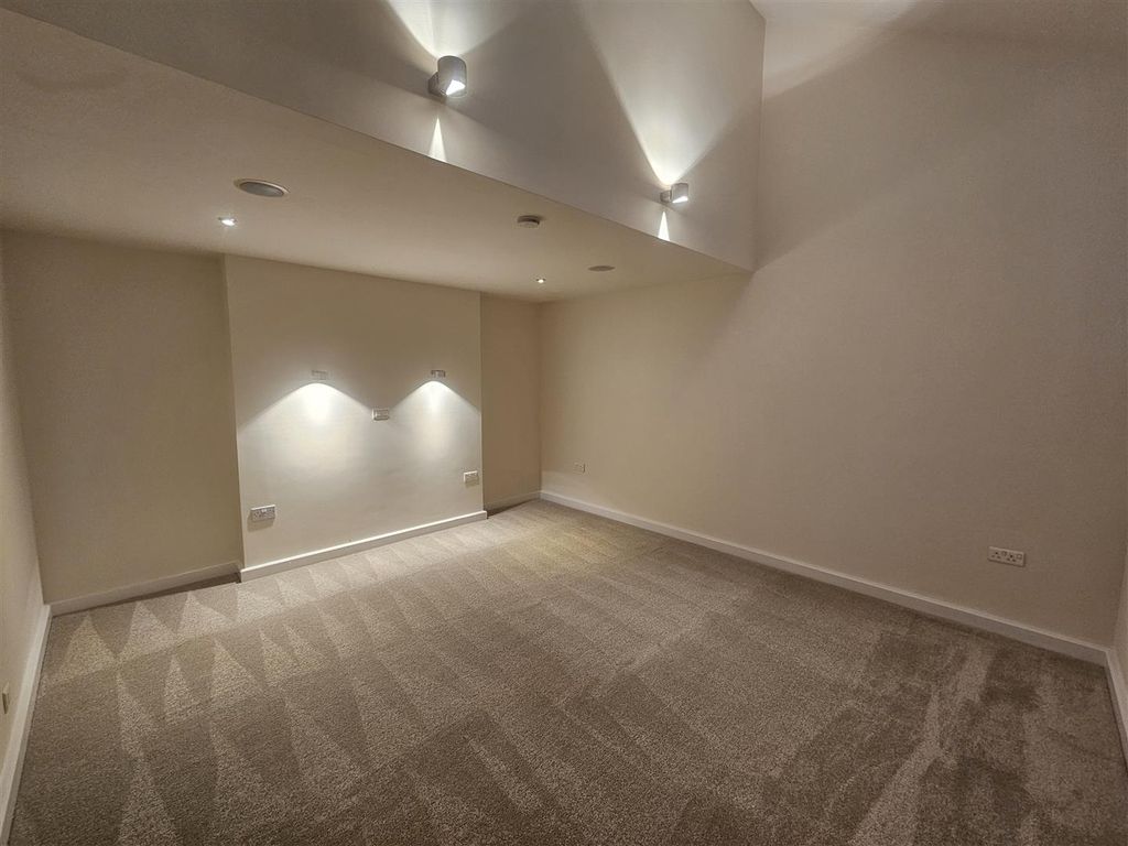 Additional image 20 of 2 bed flat for saleArtizan Road, Northampton NN1