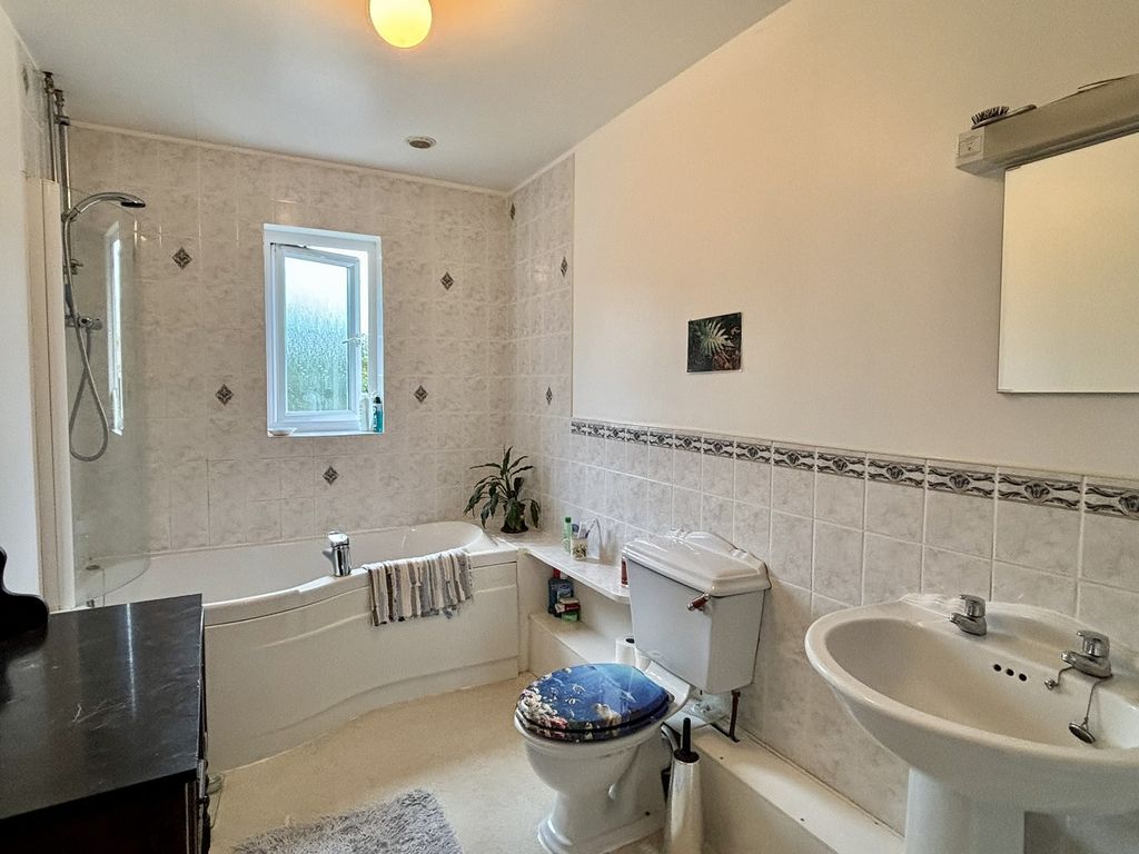Additional image 9 of 4 bed detached bungalow for saleParc Annell, Crugybar, Llanwrda, Carmarthenshire. SA19