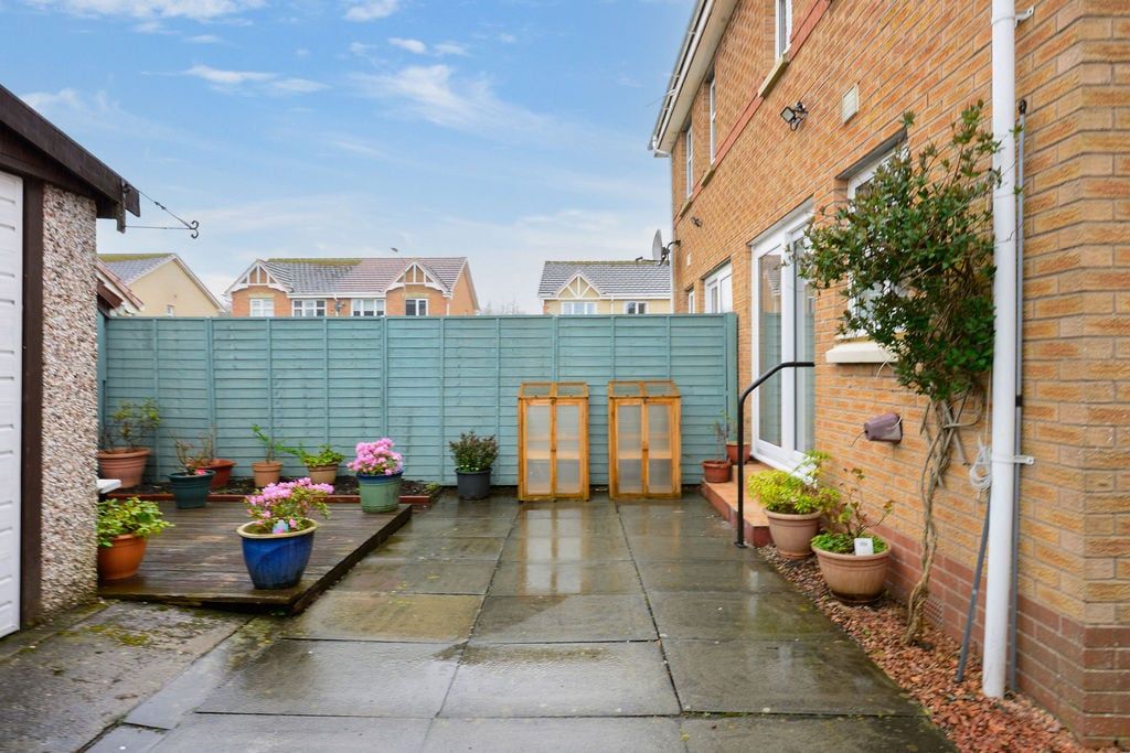 Additional image 17 of 2 bed semi-detached house for saleHalket Crescent, Carronshore, Falkirk FK2