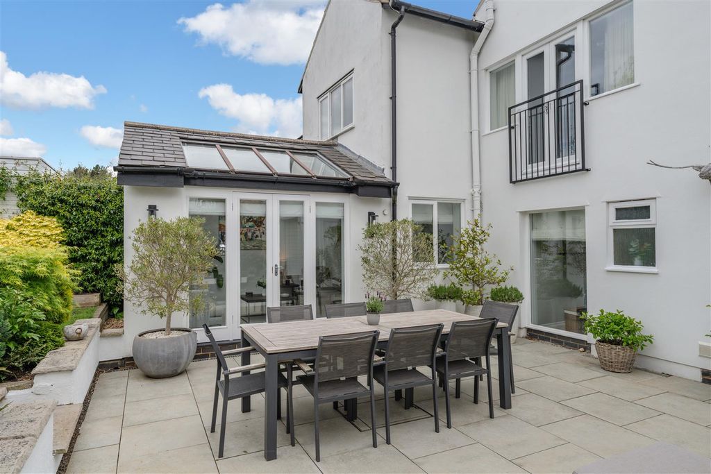 Additional image 29 of 5 bed detached house for salePark Avenue South, Northampton NN3
