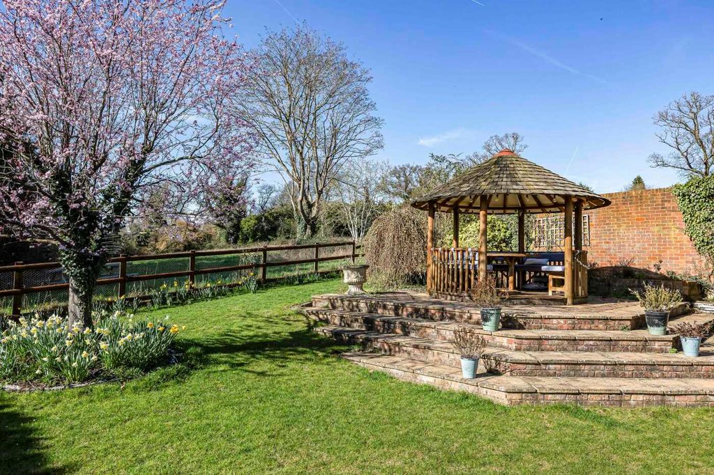Additional image 24 of 6 bed detached house for saleHighfield Park, Marlow SL7