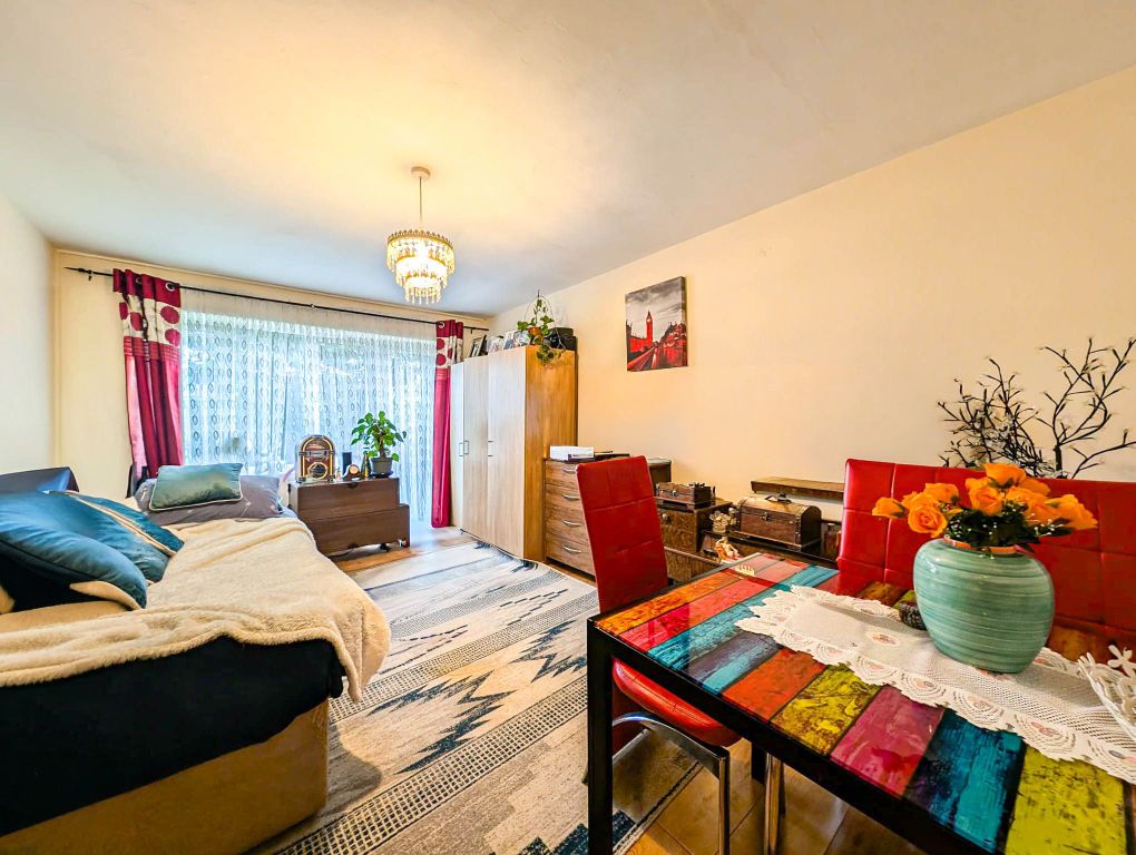 Additional image 2 of 2 bed maisonette for salePearson Court, Central Road, Morden SM4