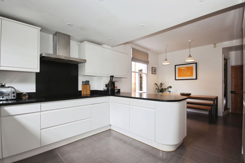 Additional image 7 of 4 bed terraced house for saleGaveston Road, Leamington Spa, Warwickshire CV32