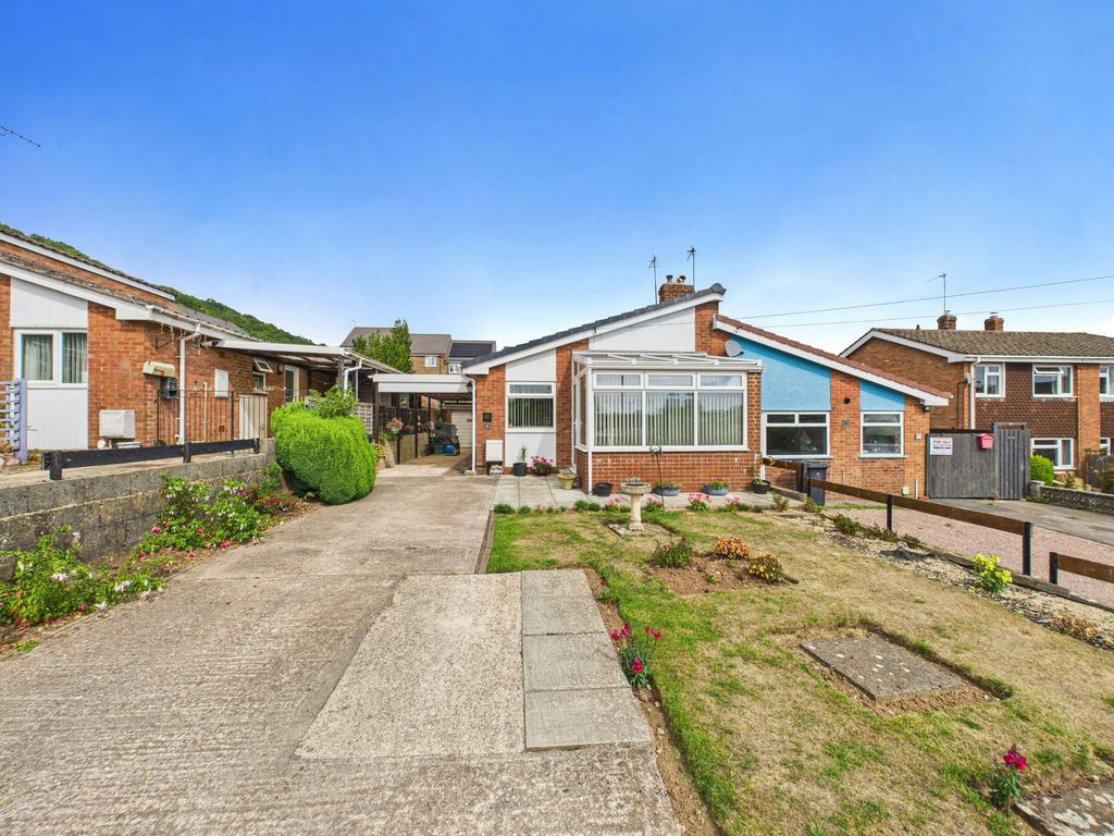 2 bed semi-detached bungalow for saleThe Crescent, Mitcheldean GL17