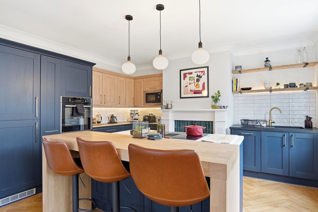 Additional image 2 of 3 bed semi-detached house for saleCopgrove Road, Leeds LS8