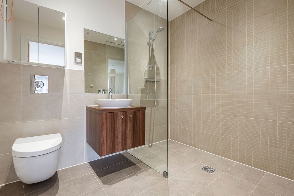 Additional image 8 of 2 bed flat for saleThe Retreat, Princes Risborough HP27