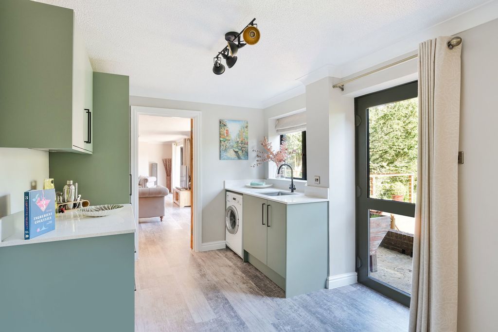 Additional image 5 of 5 bed detached house for saleWilderness Road, Oxted RH8