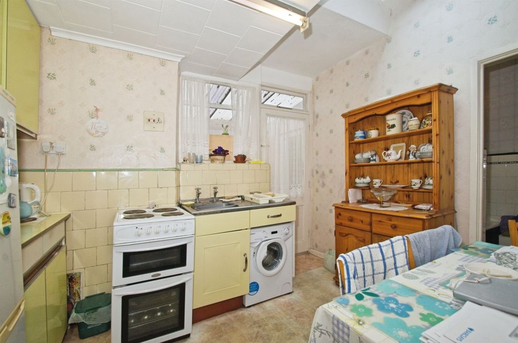 2 bed terraced house for saleHoddinotts Houses, Pentre CF41
