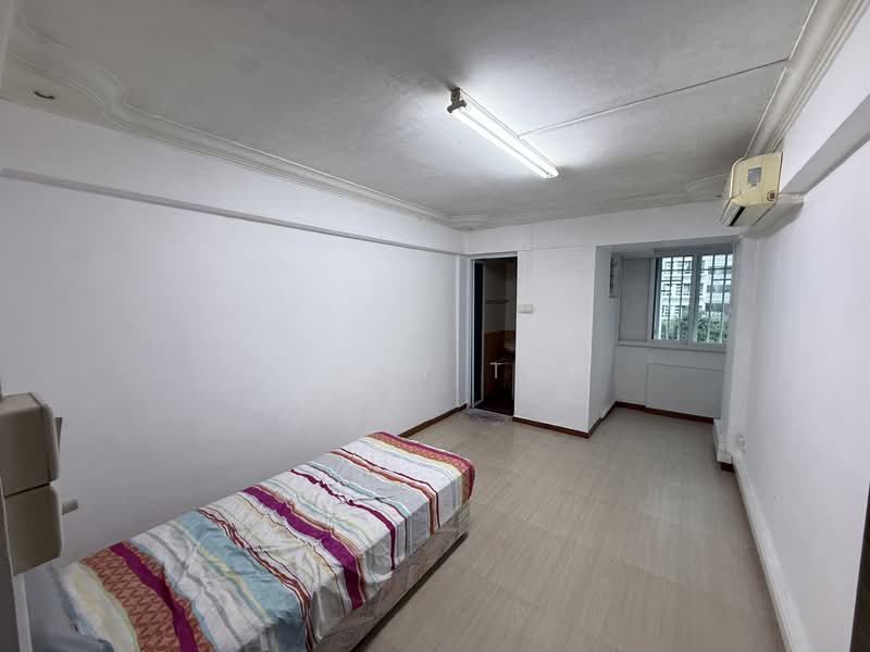 412 Commonwealth Avenue West photo 5