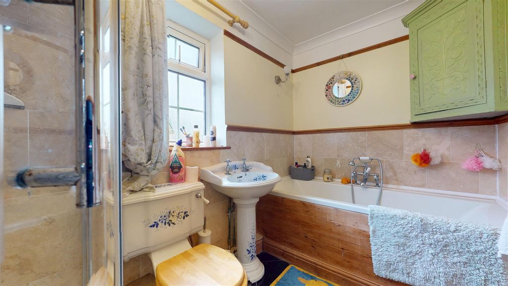 Additional image 12 of 4 bed detached house for saleYeats Close, Newport Pagnell MK16