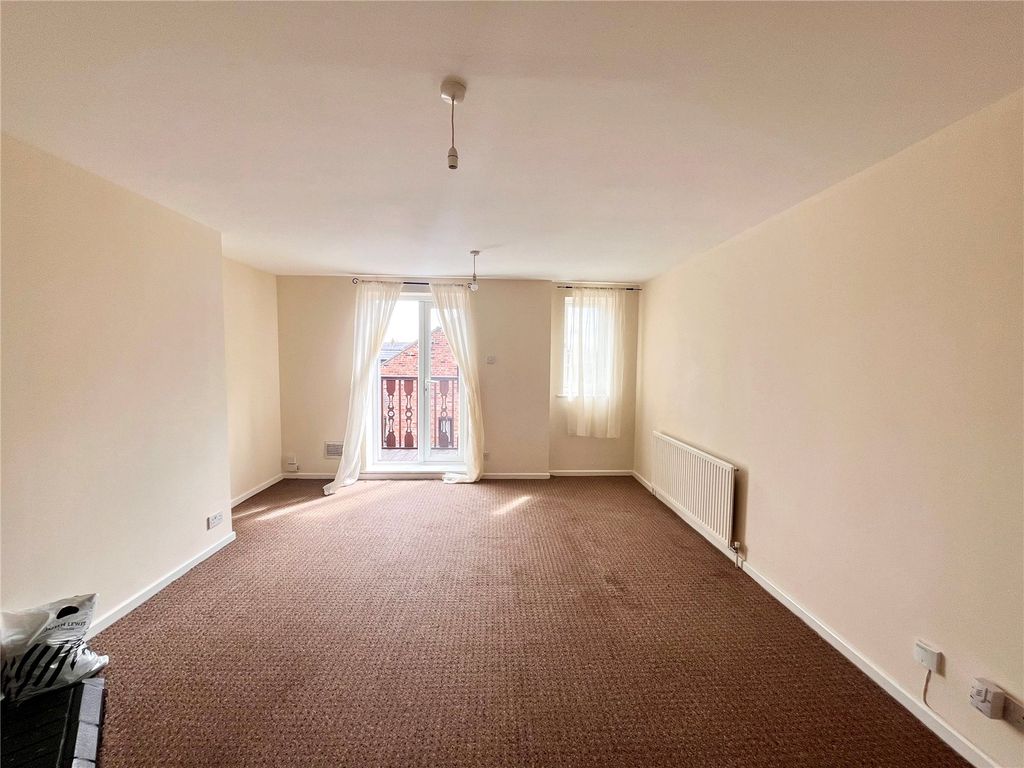 Additional image 7 of 2 bed flat for saleRoan House Way, Macclesfield, Cheshire SK11