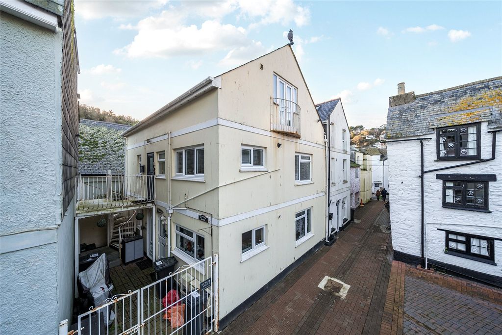 1 bed flat for saleLower Market Street, Looe, Cornwall PL13
