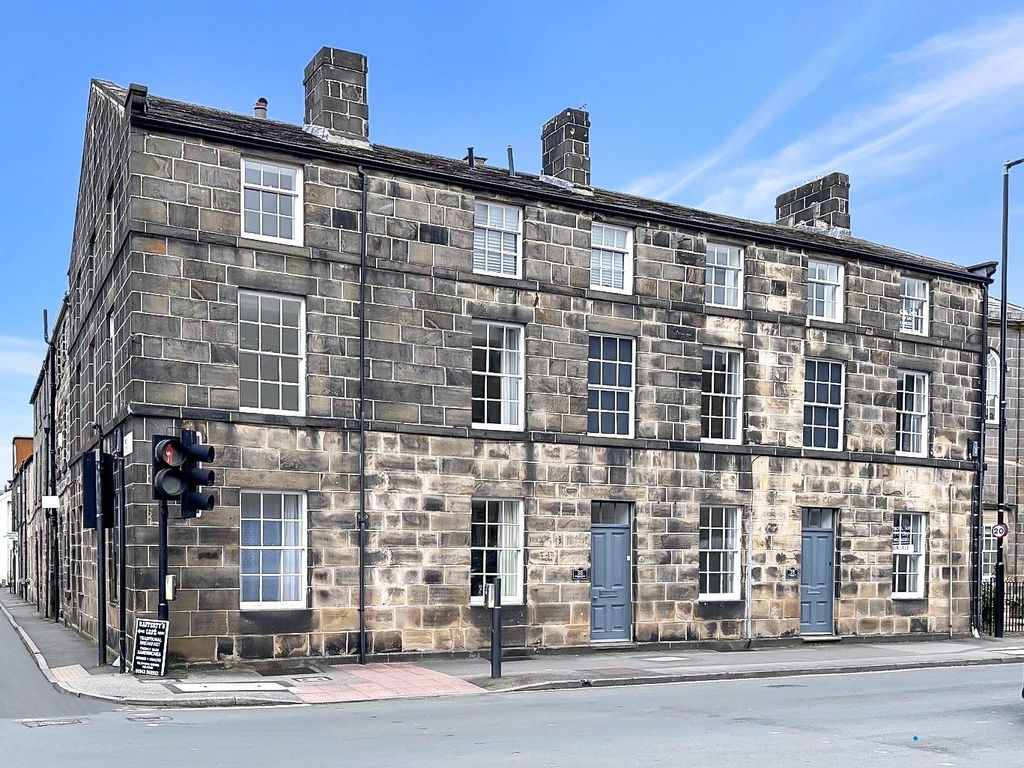 2 bed flat for saleBoroughgate, Otley LS21