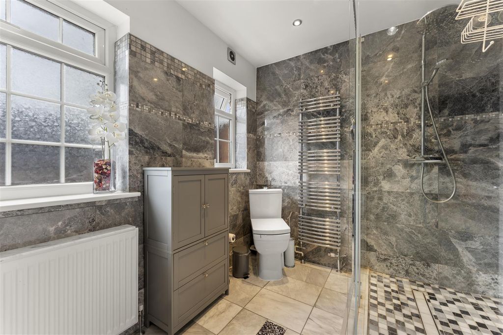 Additional image 15 of 6 bed semi-detached house for saleRushdene Crescent, Northolt UB5